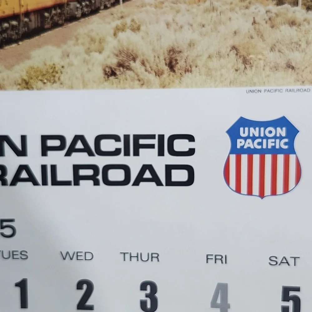VINTAGE 1975 UNION PACIFIC RAILROAD 12-MONTH WALL CALENDAR